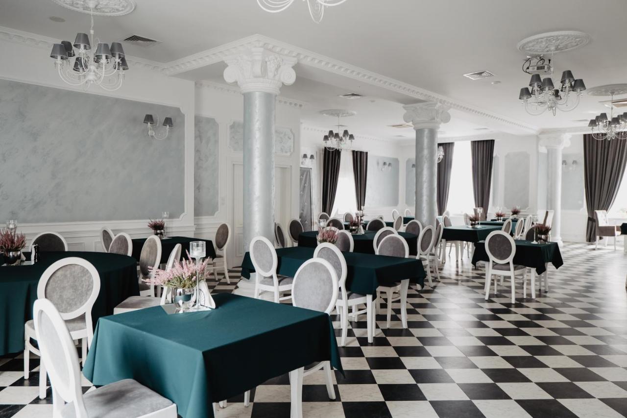 Palac Lacon Kazimierza Wielka Dış mekan fotoğraf